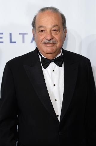 Telecom magnate Carlos Slim Helu has some 300 million mobile phone and land-line subscribers in 19 countries through America Movil, which he controls. Carlos Slim Helu, Powerful People, Richest Man, Image King, Short Men, Festival Image, Big Boss, Rich Man, Successful People