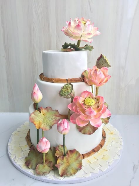 Pond Cake, Lotus Cake, Fantasy Cake, Flower Cakes, Elegant Birthday Cakes, Desserts To Make, Tiered Wedding Cake, Decor Birthday, Anniversary Cake