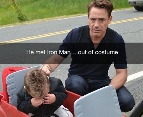 He met Iron Man... out of costume Reasons Kids Cry, Kids Crying, Tantrum Kids, Baby Crying, 인물 사진, Laughing So Hard, Barack Obama, Funny People, Funny Laugh