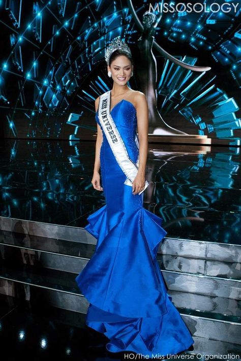 Ms Universe Gowns, Philippine Gown, Miss Universe Outfits, Miss Universe Costume, Diamond Gown, Ms Universe, Pia Alonzo Wurtzbach, Miss Universe Dresses, Harnaaz Sandhu