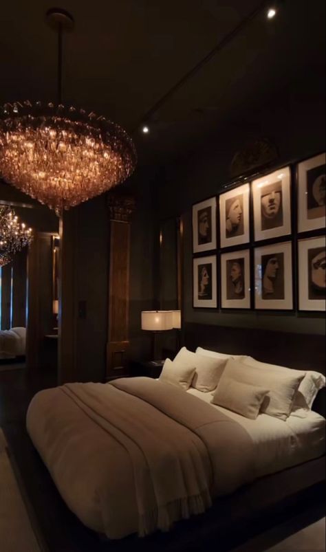 Brown Glam Aesthetic, Moody Hotel Bedroom, Mansion Bedroom Aesthetic, Dark Luxury Bedroom, Basement Aesthetic, Dreamy Interior, Mansion Bedroom, Luxe Bedroom, Room Cozy