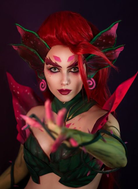 Witcher 3 Triss, Zyra League Of Legends, Triss Merigold Cosplay, Helen Stifler, Cosplay League Of Legends, Triss Merigold, Elves And Fairies, The Witcher 3, Best Cosplay