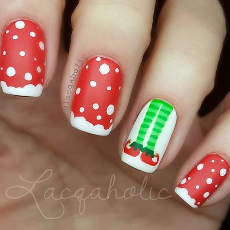 Elf Nails, Holiday Nails Diy, Nail Art Noel, Christmas Gel, Christmas Manicure, Holiday Nail Designs, Christmas Gel Nails, Holiday Nail, Pretty Nail Designs