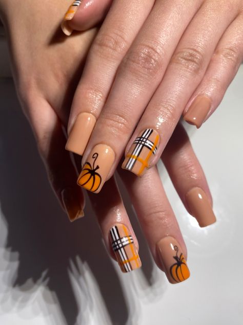 Cute Pumpkin Acrylic Nails, Poly Gel Nails Design Fall, Autumn Nails With Pumpkins, Fall Nail Designs Autumn French Tip, Square Pumpkin Nails, Simplistic Nail Ideas, Pumpkin Plaid Nails, Fall Nails Apples, Cute Fall Nail Designs Acrylics