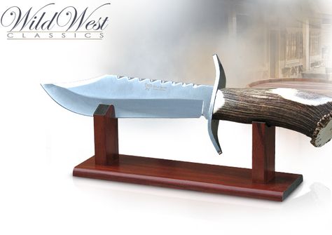 NobleWares image of Single tier table top knife display stand for large knives… Knife Display Stand, Knife Display Ideas, Knife Cabinet, Old West Decor, Knife Display Case, Knife Display, House Outer Design, Knife Stand, Knife Rack