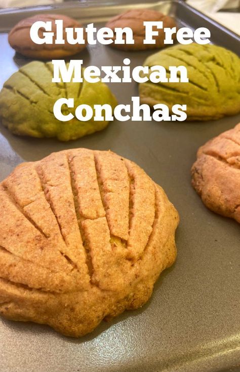 Conchas Recipe, Mexican Conchas, Gluten Free Mexican, Mexican Pastries, Mexican Sweet Breads, Viral Food, Gluten Free Chocolate Chip Cookies, Empanada Recipe, Mexican Dessert