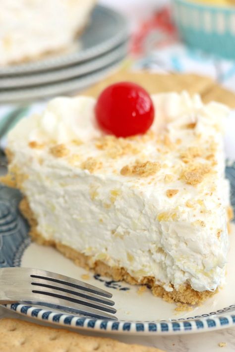 This pineapple cream cheese pie is luscious, decadent, and full of tropical pineapple flavor paired with a graham cracker crust. via @2kitchendivas Pineapple Cheesecake Pie, Hawaiian Pie Recipe Crushed Pineapple, Cream Cheese Pineapple Pie, Hawaiian Pie Recipe, Pineapple Chiffon Pie, Pineapple Whipped Cream Dessert, Pineapple Squares Recipe, Cool Whip Pies Graham Cracker Crust, Pineapple Condensed Milk Dessert