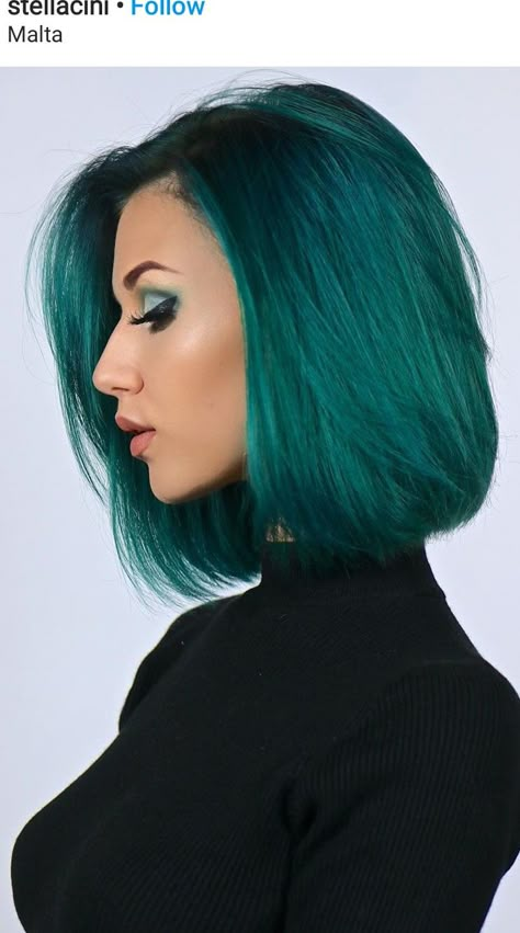 Green Balayage Short Hair, Teal Bob Hair, Emerald Green Peekaboo Hair, Teal Hair Color Turquoise, Short Teal Hair, Green Ombre Hair, Aquamarine Hair, Dark Teal Hair, Emerald Green Hair