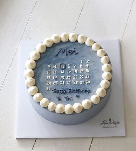 Calendar-themed greyish blue birthday cake 1st Anniversary Cake, 34 Birthday, 24th Birthday Cake, Blue Birthday Cake, 1st Year Cake, Golden Birthday Cakes, Cake Designs For Boy, Blue Birthday Cakes, Barbie Birthday Cake