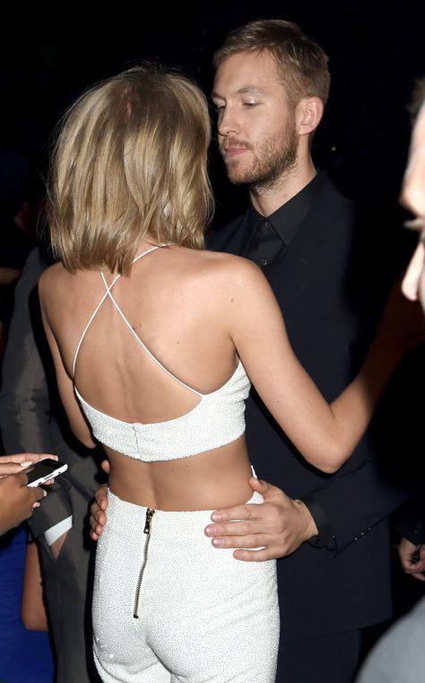 The 24 Cutest PDA Pictures of Taylor Swift and Calvin Harris at the Billboard Music Awards Taylor Swift And Calvin, Billboard Awards, Calvin Harris, Billboard Music, Billboard Music Awards, Taylor Swift Pictures, Taylor Alison Swift, Celebrity Couples, Music Awards