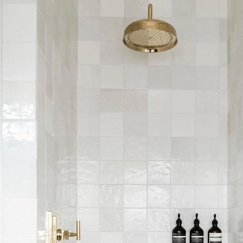 4x4 White Tile Bathroom Shower Walls, 5x5 Tiles Bathroom, White Square Shower Tile, Square Tile Shower Wall, White Square Tile Bathroom, Square Shower Tile, Square Bathroom Tile, Square Tile Bathroom, Penny Tiles Bathroom