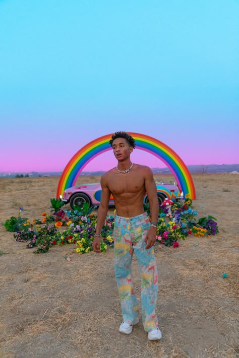 Jaden Smith Fashion, Willow And Jaden Smith, Skater Aesthetic, Boys Don't Cry, Rap Wallpaper, Jaden Smith, Rap Aesthetic, كريستيانو رونالدو, Style Streetwear