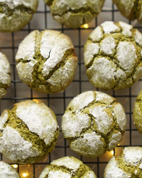 Matcha Crinkle Cookies — Jasma Fusion Cuisine Matcha Crinkles, Matcha Crinkle Cookies, Crinkle Cookies, Matcha Powder, Cookie Box, Holiday Cookies, Ice Cream Scoop, Other Recipes, Unsalted Butter