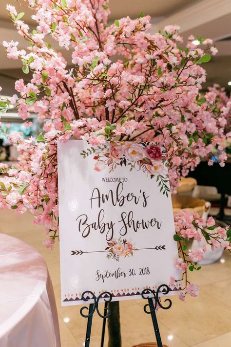 Enchanted Garden Baby Shower Party Ideas | Photo 2 of 53 | Catch My Party Girl Shower Themes, Babyshower Party, Garden Baby Showers, Tafel Decor, Butterfly Baby Shower, Girl Baby Shower Decorations, Baby Shower Inspiration, Butterfly Baby