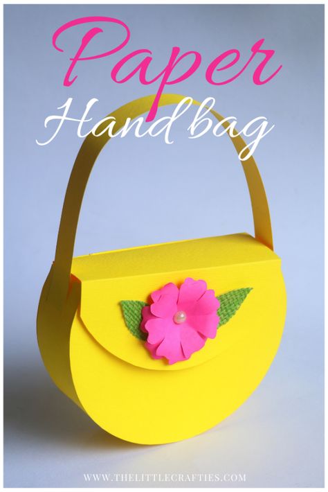 Paper Purses Ideas, How To Make A Handbag, Draw Insects, Diy Paper Purses, Paper Handbag, Tiny Tops, Paper Purses, Diy Paper Bag, Paper Bag Crafts