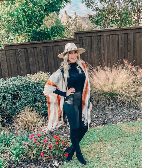 Fall styles // outfit inspo // fall fashion // winter outfits // outfit ideas // Poncho Fashion, Outfit Inspo Winter, Leather Leggings Outfit, Leggings Outfit, Inspo Outfit, Hat For Women, Wide Brimmed Hats, Brim Hat, Winter Accessories