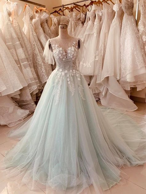 Mint Green Wedding Dress, Vestidos Color Pastel, Pastel Wedding Dresses, Fairy Tail Wedding, Pastel Mint Green, Wedding Mint Green, Green Wedding Dresses, Beautiful Wedding Gowns, Pastel Mint