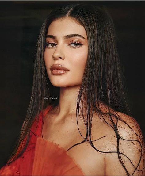 Kylie Jenner Model, Kylie Cosmetics Store, Kylie Jenner Face, Hair Campaign, Kylie Jenner Lip, Kylie Jenner Icons, Kylie Jenner Blonde, Kylie Jenner Photoshoot, Looks Kylie Jenner