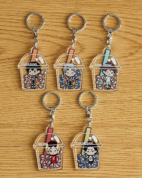 Pretty Setter Squad, Boba Keychain, Anime Jewelry, Haikyuu Funny, Anime Decor, Anime Inspired Outfits, Anime Accessories, Anime Crafts, Cadeau Diy