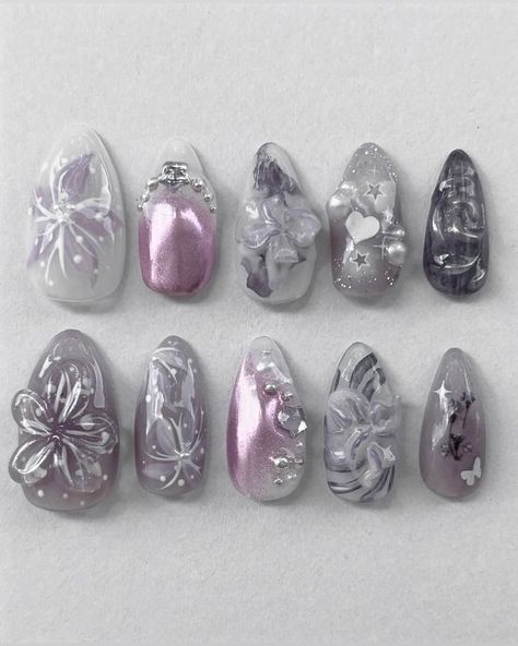 Y2k Gel Nails, Nails Iridescent, Nails Douyin, Designs Y2k, Celestial Nails, Iridescent Nails, Douyin Nails, Acrylic Nails 3d, Nails Jelly