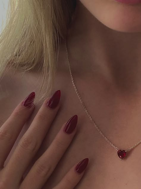 red nails pandora necklace red heart necklace silver necklace Pandora Heart Jewelry, Pandora Red Heart Necklace, Red Jewel Necklace, Pandora Red Heart Ring, Red Heart Necklace Aesthetic, Pandora Necklace Aesthetic, Red Necklace Aesthetic, Red Accessories Aesthetic, Red Jewelry Aesthetic