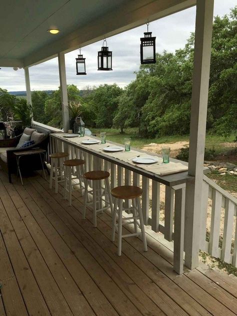 Bar Railing, Ideas Terraza, Deck Railing Ideas, Deck Bar, Porch Bar, Railing Ideas, Building A Porch, Patio Deck Designs, Farmhouse Front Porches