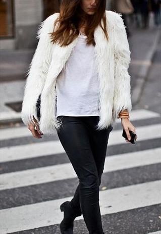 Fur Vest Outfit, Shaggy Jacket, White Faux Fur Coat, Fashion Gone Rouge, White Fur Coat, Mongolian Fur, Vest Outfit, Fur Clothing, Minimal Outfit