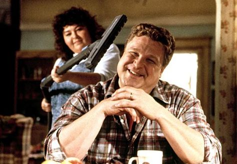 Roseanne Conner, Dan Conner, Roseanne Tv Show, Roseanne Show, Funny Sitcoms, Tv Dads, Best Tv Couples, Roseanne Barr, John Goodman