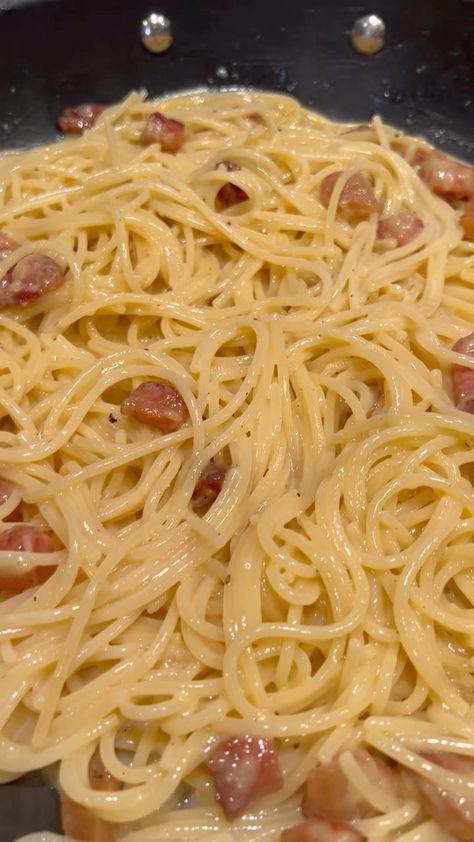 Chance Cozby - 3PiecesofPecan (@3piecesofpecan) • Instagram photos and videos Carbonara Pasta, Food Favorites, Mama Mia, Italian Food, Pasta Recipes, Italian Recipes, Food Ideas, First Time, Spaghetti