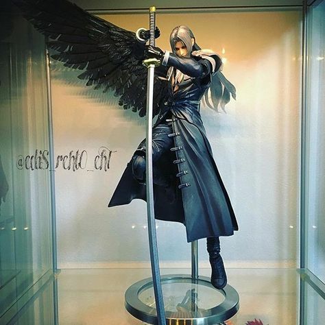 Ff7 Aesthetic, Fantasy Statue, Final Fantasy Cloud, Animated Man, Final Fantasy X, Fate Stay Night Anime, Dream Anime, Fantasy Collection, Anime Figurines