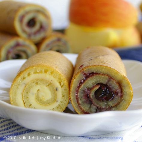 My Kitchen : Pancake Rolls by Lydia's Corner, via Flickr Chinese Cuisine Recipes, Pancake Roll, Chinese Snacks, Crepes And Waffles, Pancake Crepes, Red Bean Paste, Roll Recipe, Cooking Inspiration, Asian Cooking