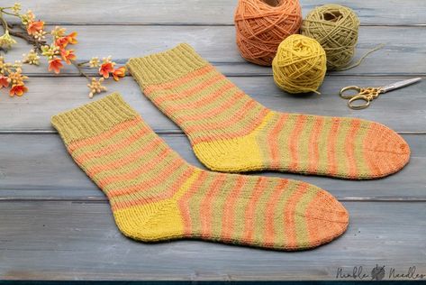 Short Row Heel, Knitting Sock, Knitted Socks Free Pattern, Knitted Slippers Pattern, Heels Patterns, Knitting Paterns, Sock Knitting, Knitting Instructions, Sock Knitting Patterns