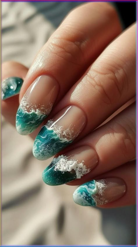 Beach Nail Art Ideas, Nails Ocean Design, Waves Nails Design, Nails Ideas Summer Blue, Ocean Blue Nail Designs, Cute Nails Beach, Ocean Design Nails, Sea Shell Nail Designs, Summer Nails Designs 2024