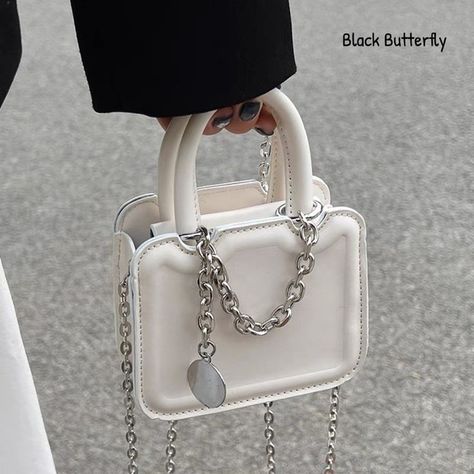 Cute Mini Bags Aesthetic, Tas Korea Style, Korean Bag Aesthetic, Mini Bags Aesthetic, White Sling Bag, Korean Bags, Handbag Styles, Korean Bag, Cute Mini Bags