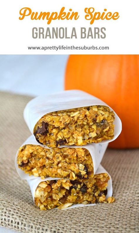 These Pumpkin Spice Granola Bars are packed full of oats, raisins, coconut, almonds, dried apricots and pumpkin...and a few chocolate and white chocolate chips just for fun! Clean Eating Pumpkin Recipes, Pumpkin Pie Granola, Pumpkin Granola Bars, Coconut Almonds, Pumpkin Spice Granola, Pumpkin Granola, Pumpkin Spice Bread, Healthier Sweets, Spice Bread