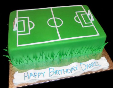 Soccer Field Birthday Cake - by Nada's Cakes Canberra Soccer Field Cake, Football Field Cake, Soccer Birthday Cakes, Sports Themed Cakes, Soccer Cake, Soccer Theme, Soccer Birthday, Football Themes, Cake Pictures