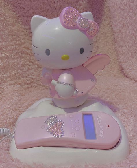 Unorganized Aesthetic, Hello Kitty Telephone, Telephone Aesthetic, Kawaii Merchandise, Aesthetic Electronics, Aesthetic Cinnamoroll, Femboy Outfits Ideas Male, Angel Hello Kitty, Hello Kitty Angel