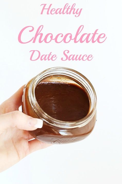 Superfood Breakfast Bowl, Date Sauce, Chocolate Syrup Recipes, Low Fat Vegan Recipes, Superfood Breakfast, Sweet Sauces, Carob Powder, Healthy Vegan Snacks, Fudge Sauce