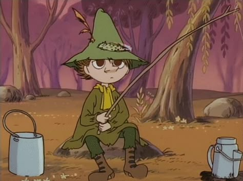 Snufkin and the dragon Moomin Valley, Tove Jansson, Green Hat, Cartoon Shows, The Dragon, Cartoon Character, Art Inspo, Favorite Character, Profile Picture