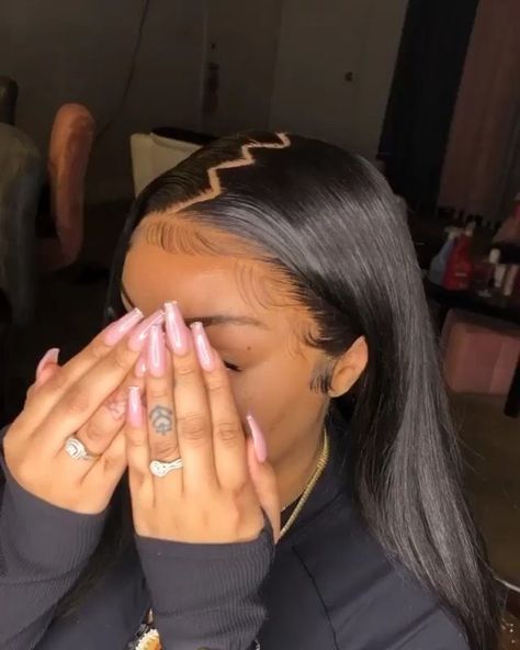 Zig Zag Middle Part Frontal, Zig Zag Frontal Wig, Zig Zag Middle Part, Zig Zag Part Hair, Zig Zag Part, Faithful Quotes, Jordan Year, Wig Inspiration, Wig Sale