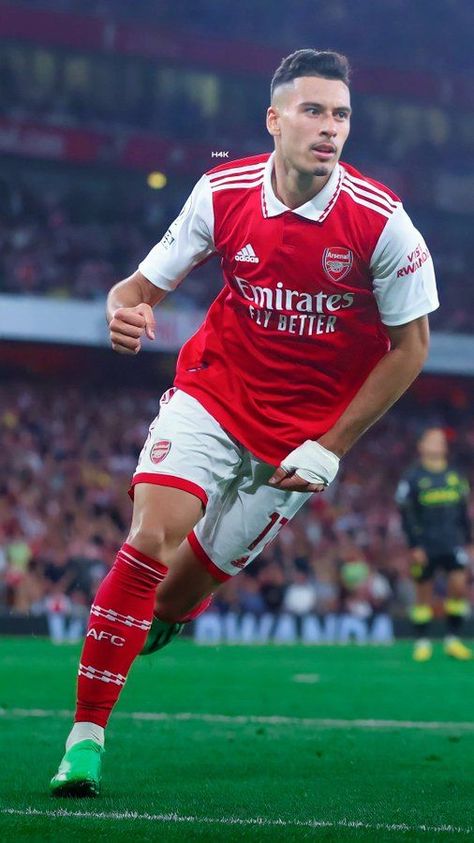 Arsenal Fc Art, Arsenal Fc Players, Gabriel Martinelli, Arsenal Fc Wallpapers, Deadpool Comic, Arsenal Players, Arsenal Football Club, Arsenal Football, Superhero Wallpaper