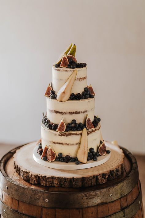 A simple, understated naked wedding cake, featuring cascading fresh pears, figs and blueberries. The perfect centrepiece for an autumnal wedding!

Venue: Bredon Manor, Gloucestershire
Image: Emine Weddings. Autumnal Wedding Cake, Wedding Cake Berries, Wedding Cake Autumn, Vineyard Wedding Cake, Cheesecake Wedding, Autumn Wedding Cake, Georgian Manor, Autumnal Wedding, Wedding Gift List