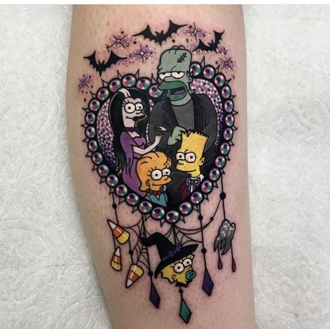 Simpson’s Halloween tattoo Simpsons Halloween Tattoo, Simpsons Halloween, Simpsons Tattoo, Horror Tattoos, Kunst Tattoos, Kawaii Tattoo, Spooky Tattoos, Tatuaje A Color, Halloween Tattoo