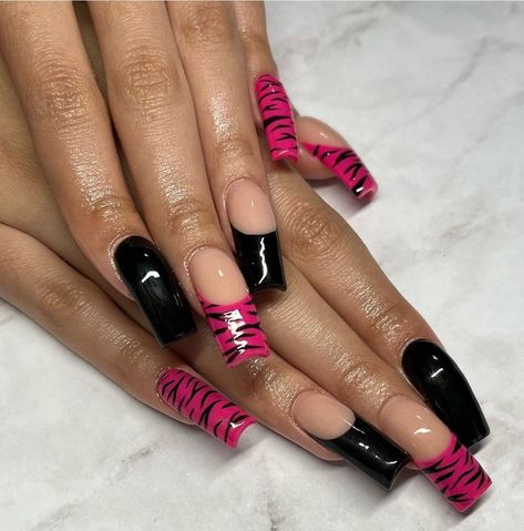 Nail Ideas Gel Polish, Black Nails 2000s, Pink Zebra Print Nails, Zebra Hello Kitty Nails, Zebra Print Nails Y2k, Animal Print Y2k Nails, Purple Zebra Print Nails, Pink Zebra Nails Y2k, Pink Zebra Nails