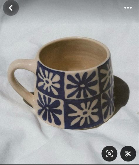 Ceramics Kitchen, Diy Keramik, Ceramic Cafe, Diy Pottery Painting, Pottery Painting Designs, Tanah Liat, Tassen Design, Keramik Design, Painted Mugs