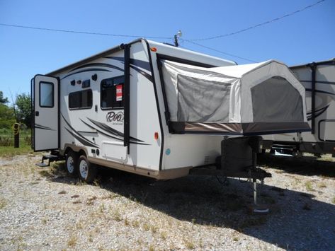 2015 Forest River Rockwood Roo 19 on RVUSA Rockwood Roo, Bench Seating Kitchen, Refrigerator Sizes, Forest River Rv, Fiberglass Door, Retractable Awning, Fresh Water Tank, Bunk House, Rvs For Sale