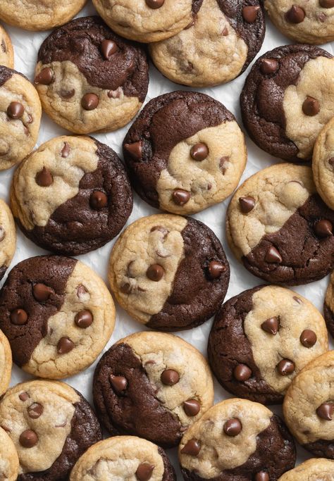 Brooke Cookies, Brookie Cookies, Brookies Cookies, Brookies Recipe, Gooey Chocolate Chip Cookies, Cookie Dough Brownies, Baked Dessert, Fudgy Brownie, Browned Butter