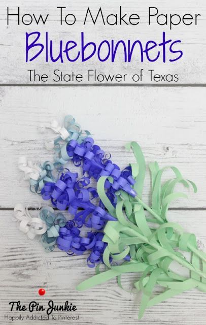 A complete tutorial that shows you how to make paper bluebonnets, the state flower of Texas. Texas Independence Day, Texas Crafts, Texas Theme, State Crafts, Teachers Appreciation, Texas Decor, Christmas Crafty, Activity Director, Crafts For Teens To Make