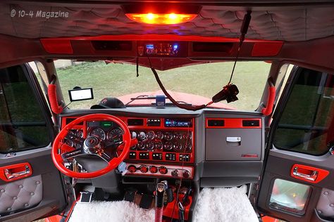 1999 Kenworth W900 long hood Trucks Interior, Semi Trucks Interior, Kenworth W900, Kenworth Trucks, Truck Interior, Big Rig, New Trucks, Peterbilt, Custom Trucks