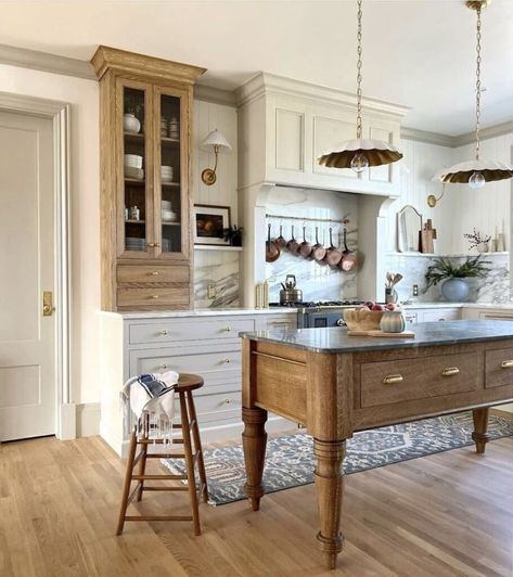 How to Create a French Country Kitchen in 10 Easy Steps French Cottage Interior, Farm Kitchens, Country Kitchen Island, Dreamy Kitchens, Amazing Kitchens, Design My Kitchen, 2024 Kitchen, Island Table, River Cottage